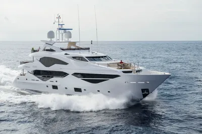 New 2027 Sunseeker 131 Yacht for Sale | Vancouver, BC | M&P Yacht Centre | 68c9edb42c63c4d9b20e726b