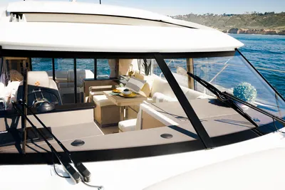 New 2027 Prestige yachts 420S for Sale | Vancouver, BC | M&P Yacht Centre | 68c9f7d8b443086b570fb930