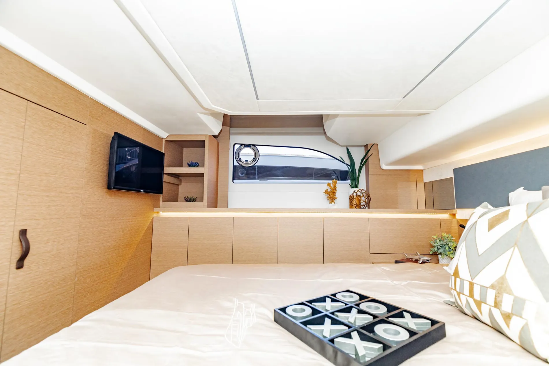 New 2027 Prestige yachts 420S for Sale | Vancouver, BC | M&P Yacht Centre | 68c9f7d8b443086b570fb930