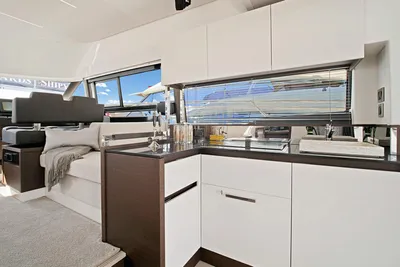 New 2027 Prestige yachts 460S for Sale | Vancouver, BC | M&P Yacht Centre | 68c9f99f39f2573c7c024cb7