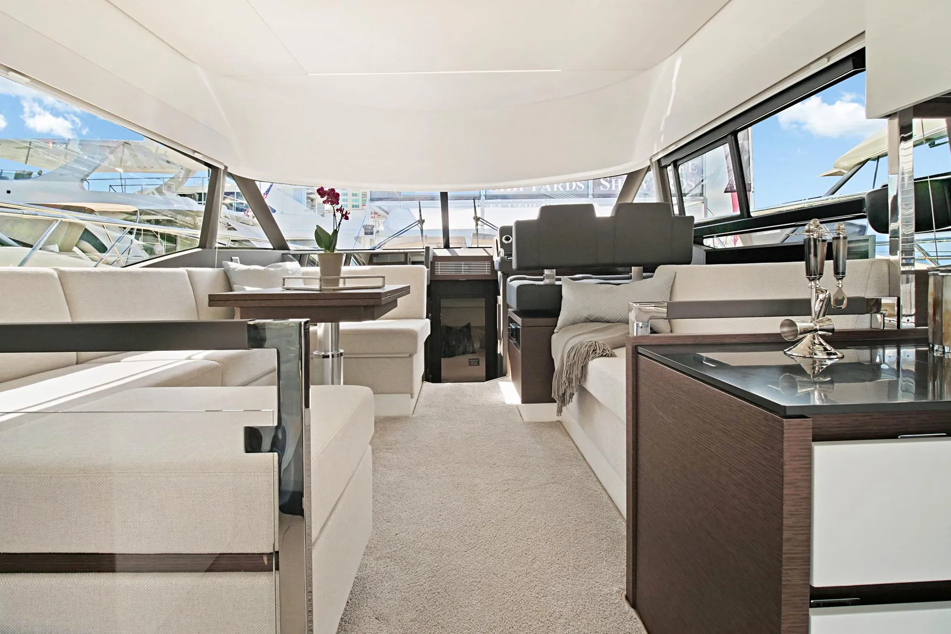 New 2027 Prestige yachts 460S for Sale | Vancouver, BC | M&P Yacht Centre | 68c9f99f39f2573c7c024cb7