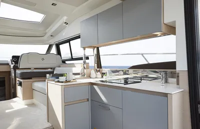 New 2027 Prestige yachts 460S for Sale | Vancouver, BC | M&P Yacht Centre | 68c9f99f39f2573c7c024cb7