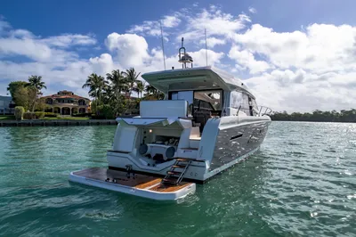 New 2027 Prestige yachts 520S for Sale | Vancouver, BC | M&P Yacht Centre | 68c9fb19346edbf0f207583d