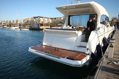 New 2027 Prestige yachts 520S for Sale | Vancouver, BC | M&P Yacht Centre | 68c9fb19346edbf0f207583d
