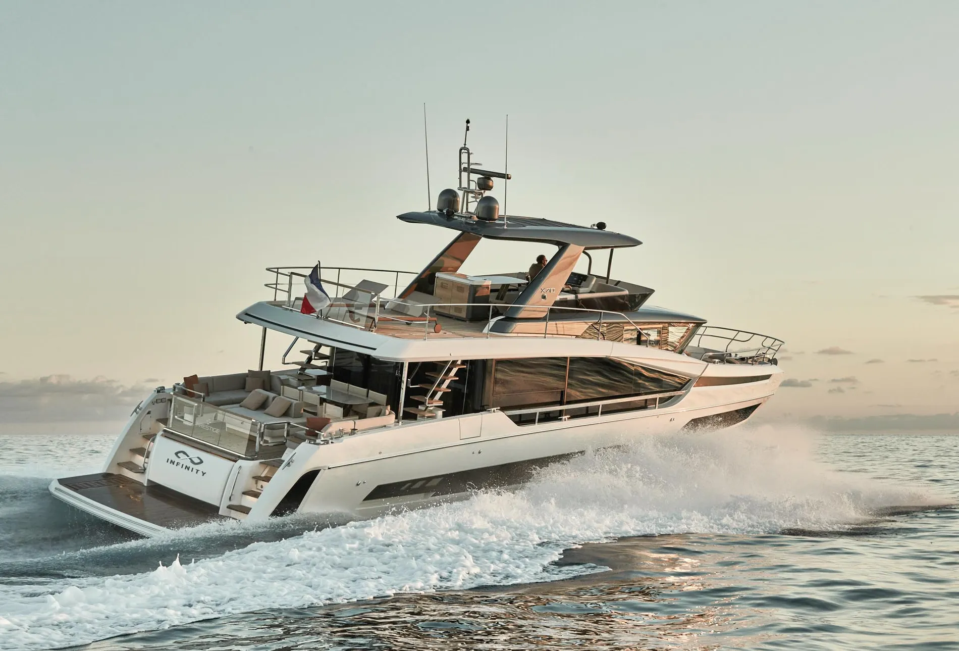 New 2027 Prestige yachts X70 for Sale | Vancouver, BC | M&P Yacht Centre | 68c9fd421f693a85880bda58