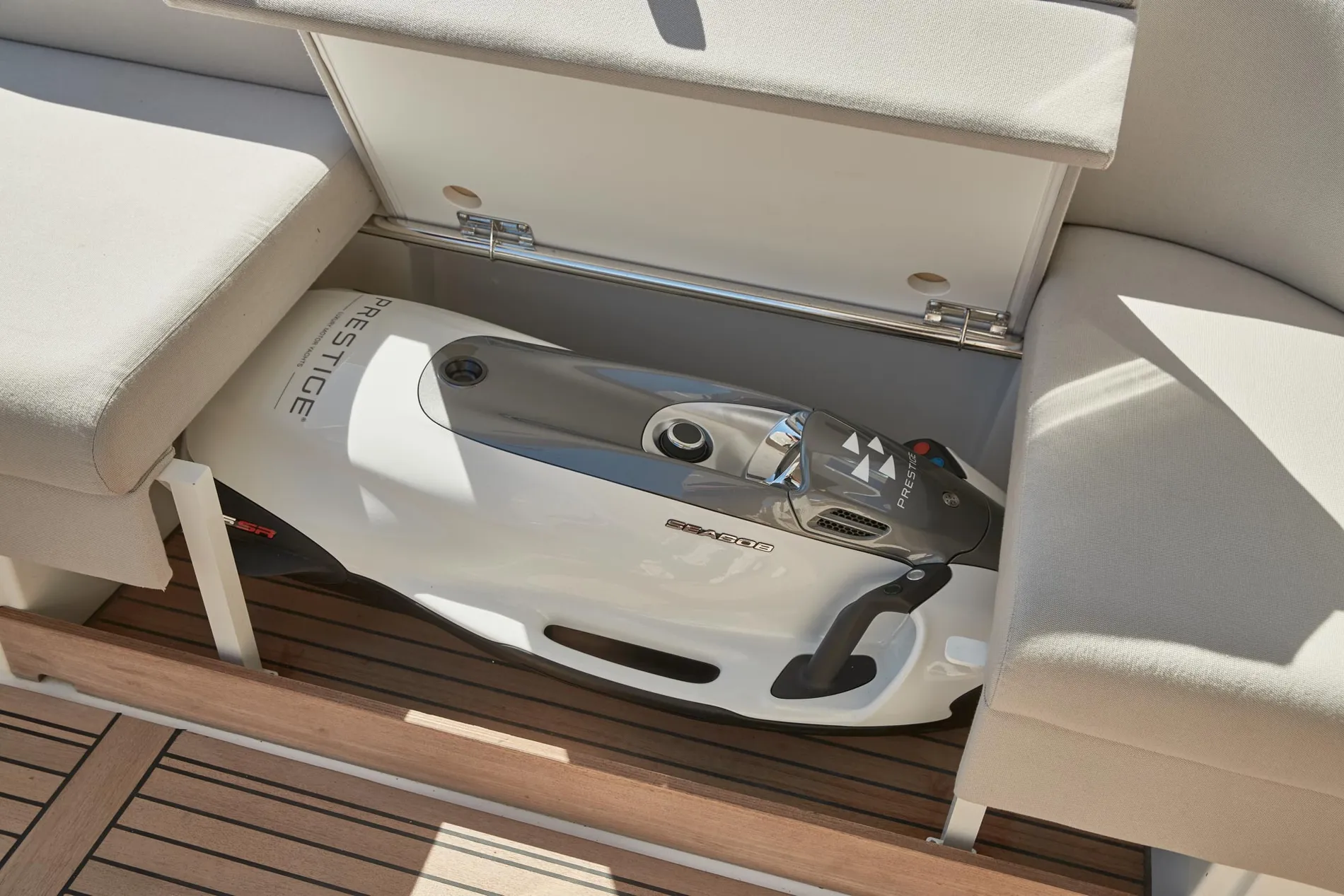 New 2027 Prestige yachts X70 for Sale | Vancouver, BC | M&P Yacht Centre | 68c9fd421f693a85880bda58