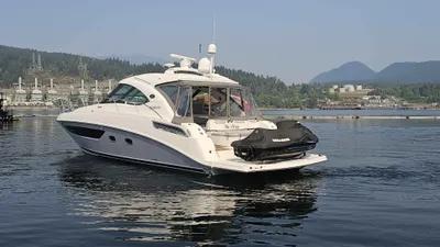 Pre-Owned 2013 Sea ray 470 Sundancer for Sale | Vancouver, BC | M&P Yacht Centre | 68cb35a1941b4b58a90b83c0