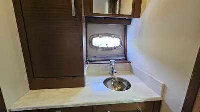 Pre-Owned 2013 Sea ray 470 Sundancer for Sale | Vancouver, BC | M&P Yacht Centre | 68cb35a1941b4b58a90b83c0