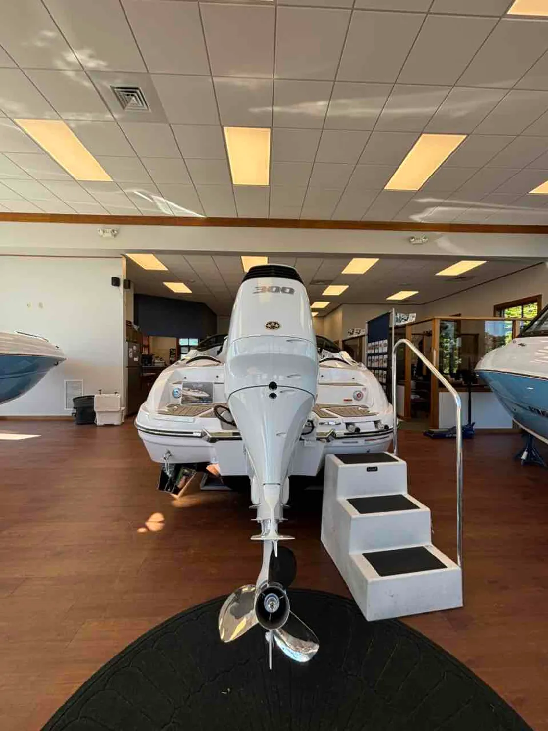 dummy-boat-img
