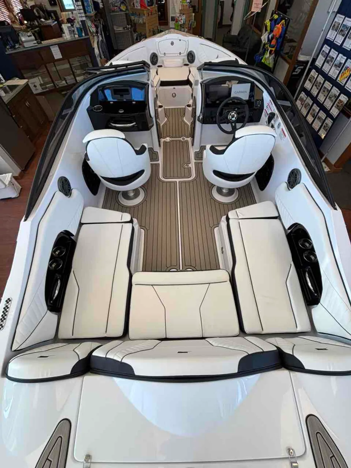 dummy-boat-img