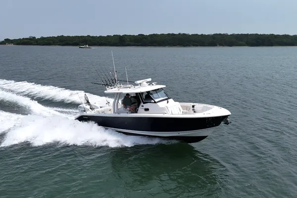 2026 Pursuit S 358
