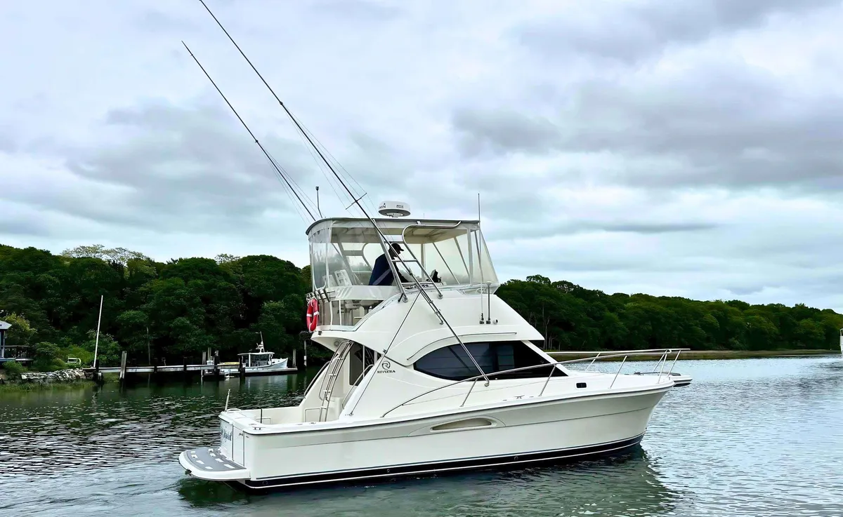 2005 Riviera 33 FLYBRIDGE