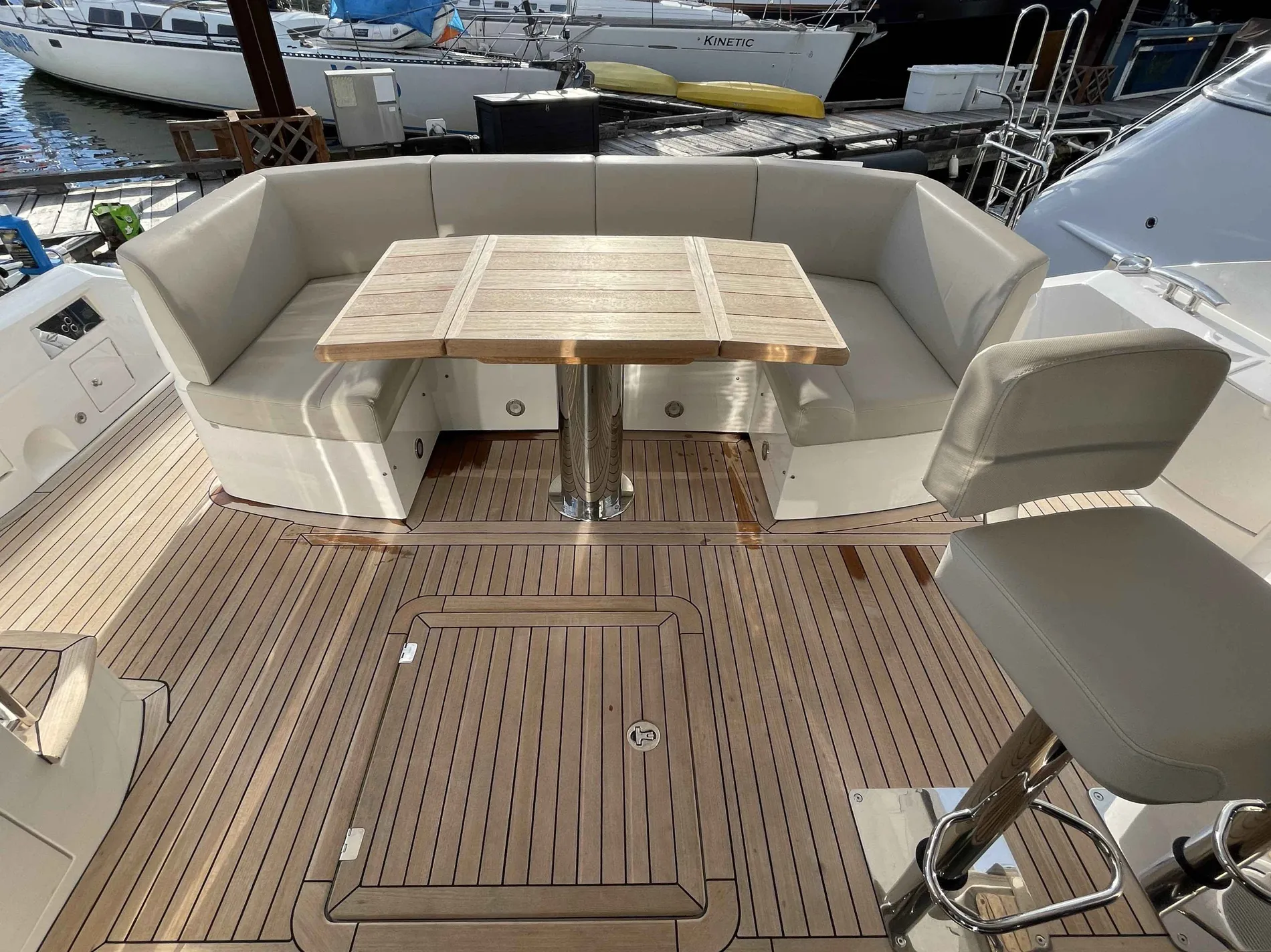 Pre-Owned 2020 Sunseeker Manhattan 52 for Sale | Vancouver, BC | M&P Yacht Centre | 68db1dfbdae076f8a605b06f
