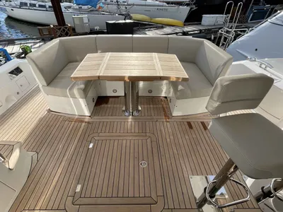 Pre-Owned 2020 Sunseeker Manhattan 52 for Sale | Vancouver, BC | M&P Yacht Centre | 68db1dfbdae076f8a605b06f