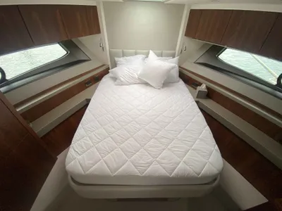 Pre-Owned 2020 Sunseeker Manhattan 52 for Sale | Vancouver, BC | M&P Yacht Centre | 68db1dfbdae076f8a605b06f