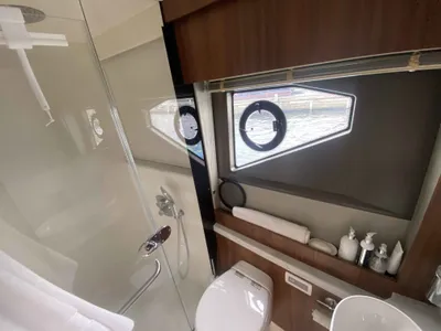 Pre-Owned 2020 Sunseeker Manhattan 52 for Sale | Vancouver, BC | M&P Yacht Centre | 68db1dfbdae076f8a605b06f