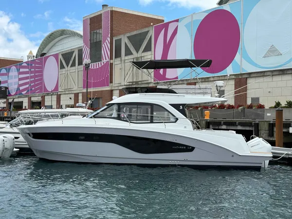 Beneteau Antares 12 Fly 2026