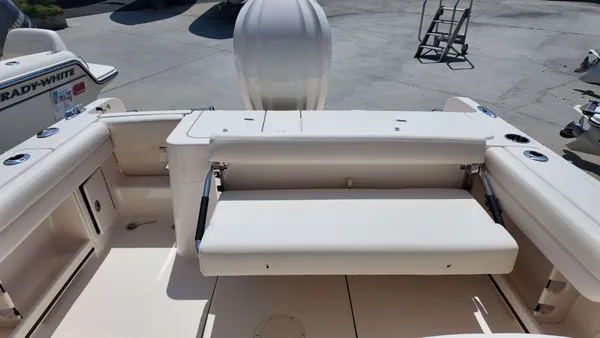 2026 Grady White FREEDOM 235 detail image 4