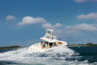 New 2027 Boston whaler 380 Outrage for Sale | Vancouver, BC | M&P Yacht Centre | 68e40e65ae357479a20e7d75