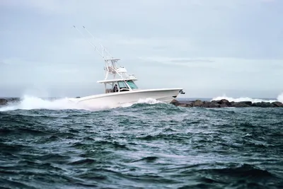 New 2027 Boston whaler 380 Outrage for Sale | Vancouver, BC | M&P Yacht Centre | 68e40e65ae357479a20e7d75