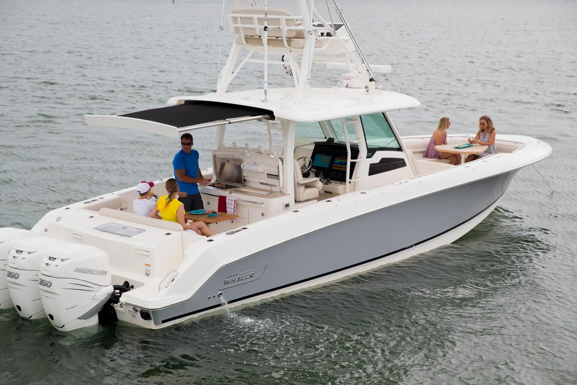 New 2027 Boston whaler 380 Outrage for Sale | Vancouver, BC | M&P Yacht Centre | 68e40e65ae357479a20e7d75