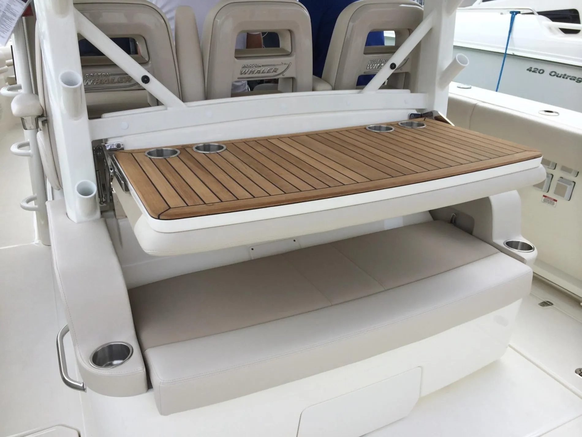 New 2027 Boston whaler 380 Outrage for Sale | Vancouver, BC | M&P Yacht Centre | 68e40e65ae357479a20e7d75