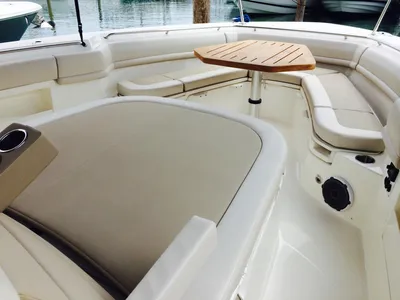 New 2027 Boston whaler 380 Outrage for Sale | Vancouver, BC | M&P Yacht Centre | 68e40e65ae357479a20e7d75