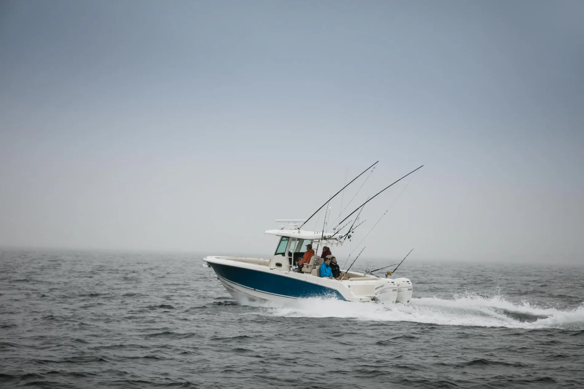 New 2027 Boston whaler 330 Outrage for Sale | Vancouver, BC | M&P Yacht Centre | 68e40ec82fc02dad3400f4cf