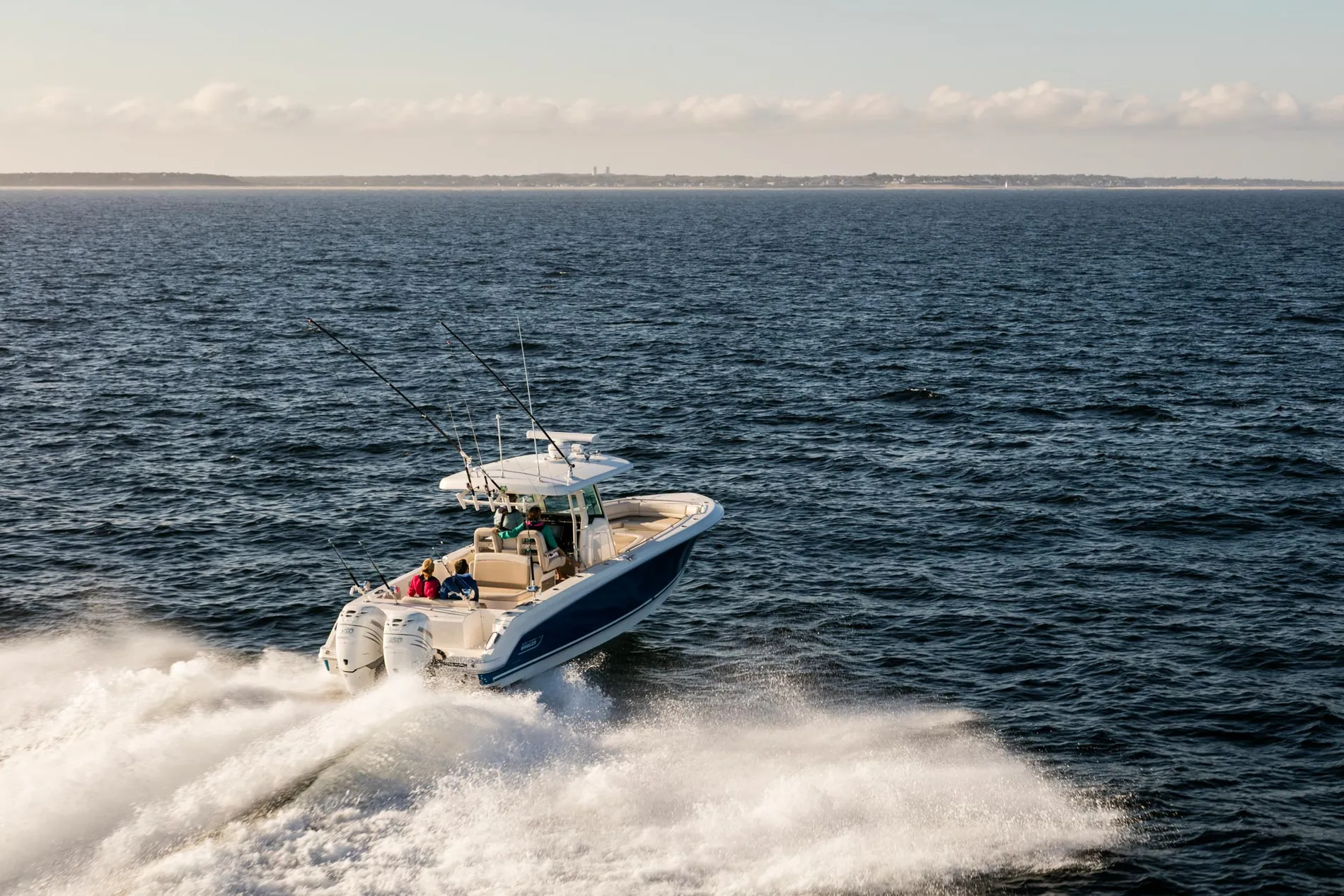 New 2027 Boston whaler 330 Outrage for Sale | Vancouver, BC | M&P Yacht Centre | 68e40ec82fc02dad3400f4cf
