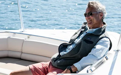 New 2027 Boston whaler 330 Outrage for Sale | Vancouver, BC | M&P Yacht Centre | 68e40ec82fc02dad3400f4cf