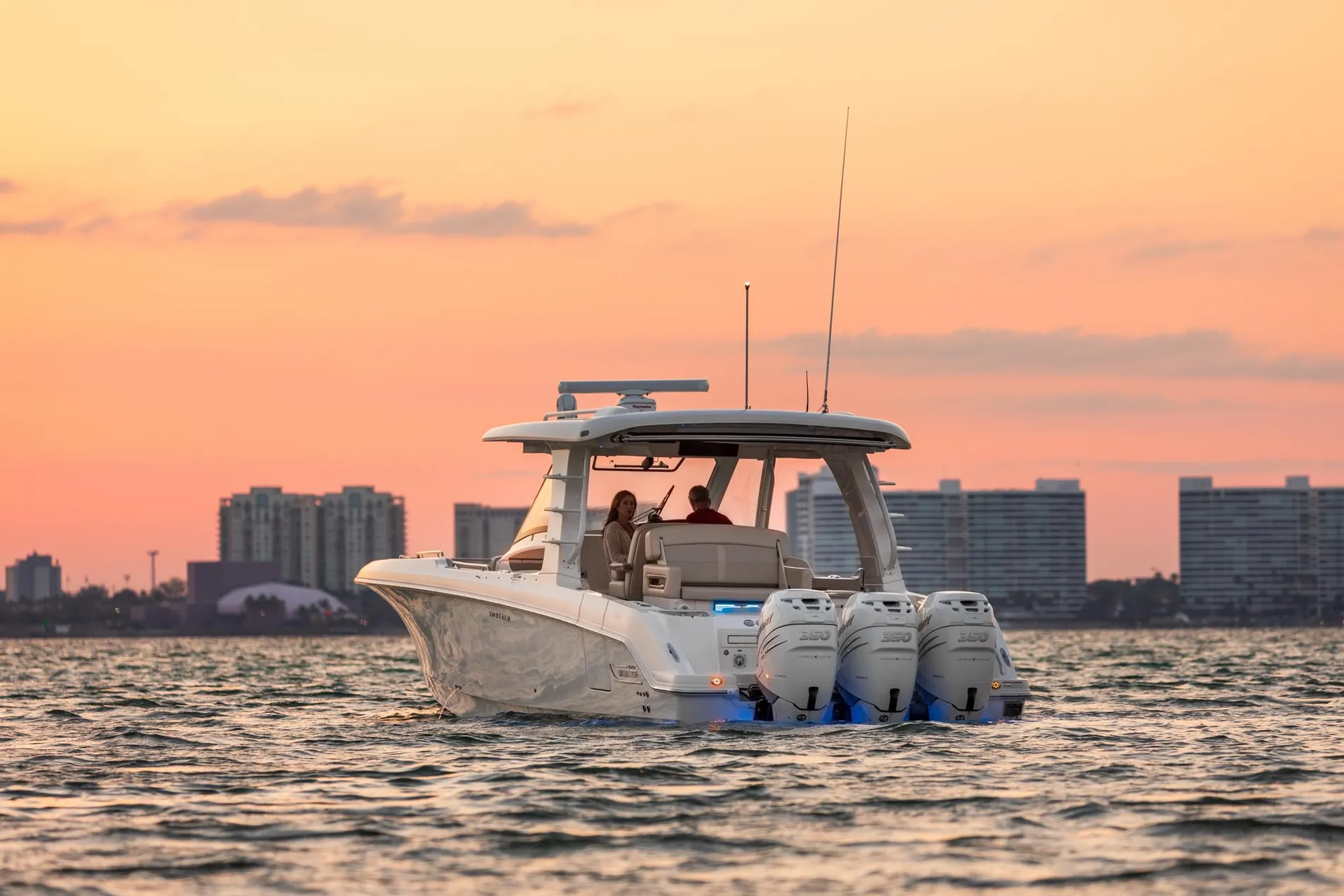 New 2027 Boston whaler 350 Realm for Sale | Vancouver, BC | M&P Yacht Centre | 68e40f17e832bfeafd03be1e