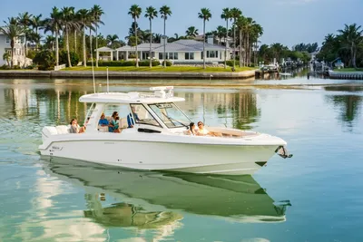 New 2027 Boston whaler 350 Realm for Sale | Vancouver, BC | M&P Yacht Centre | 68e40f17e832bfeafd03be1e