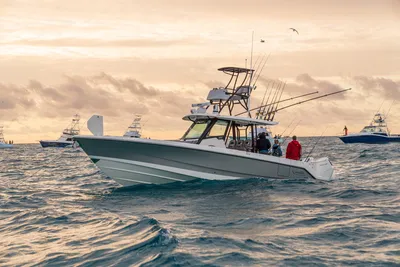 New 2027 Boston whaler 360 Outrage for Sale | Vancouver, BC | M&P Yacht Centre | 68e41eab379af45d9002e6cd
