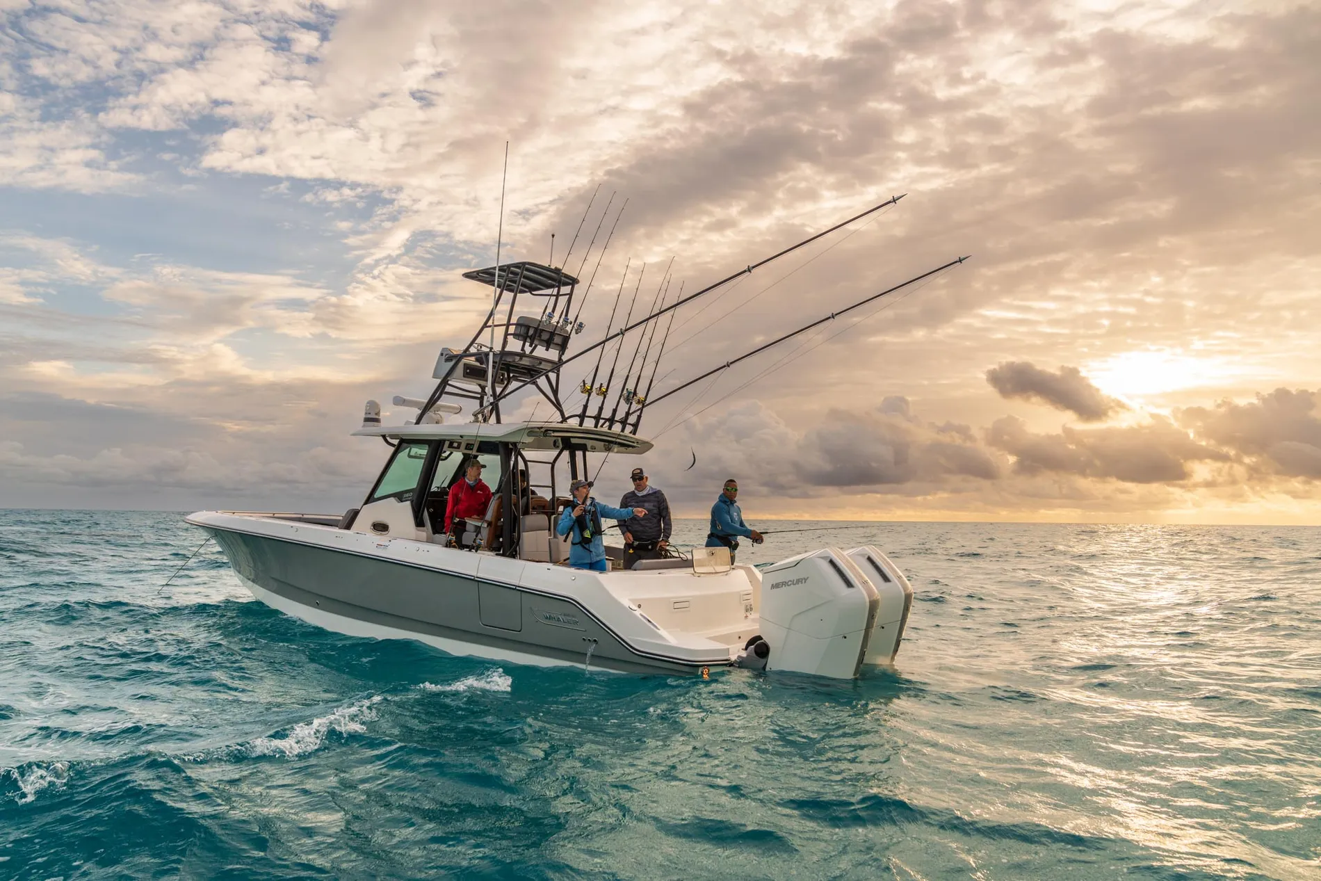 New 2027 Boston whaler 360 Outrage for Sale | Vancouver, BC | M&P Yacht Centre | 68e41eab379af45d9002e6cd