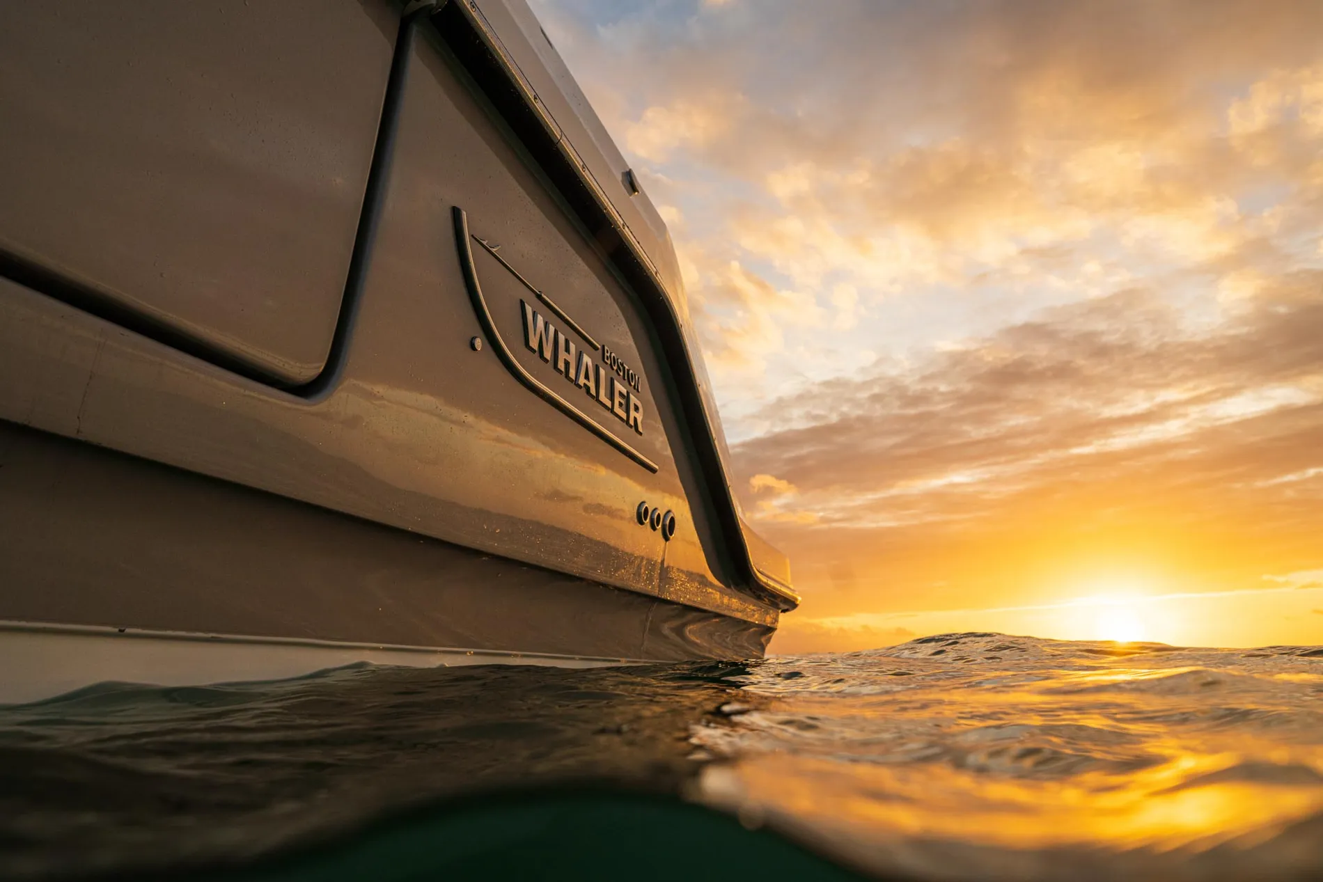 New 2027 Boston whaler 360 Outrage for Sale | Vancouver, BC | M&P Yacht Centre | 68e41eab379af45d9002e6cd