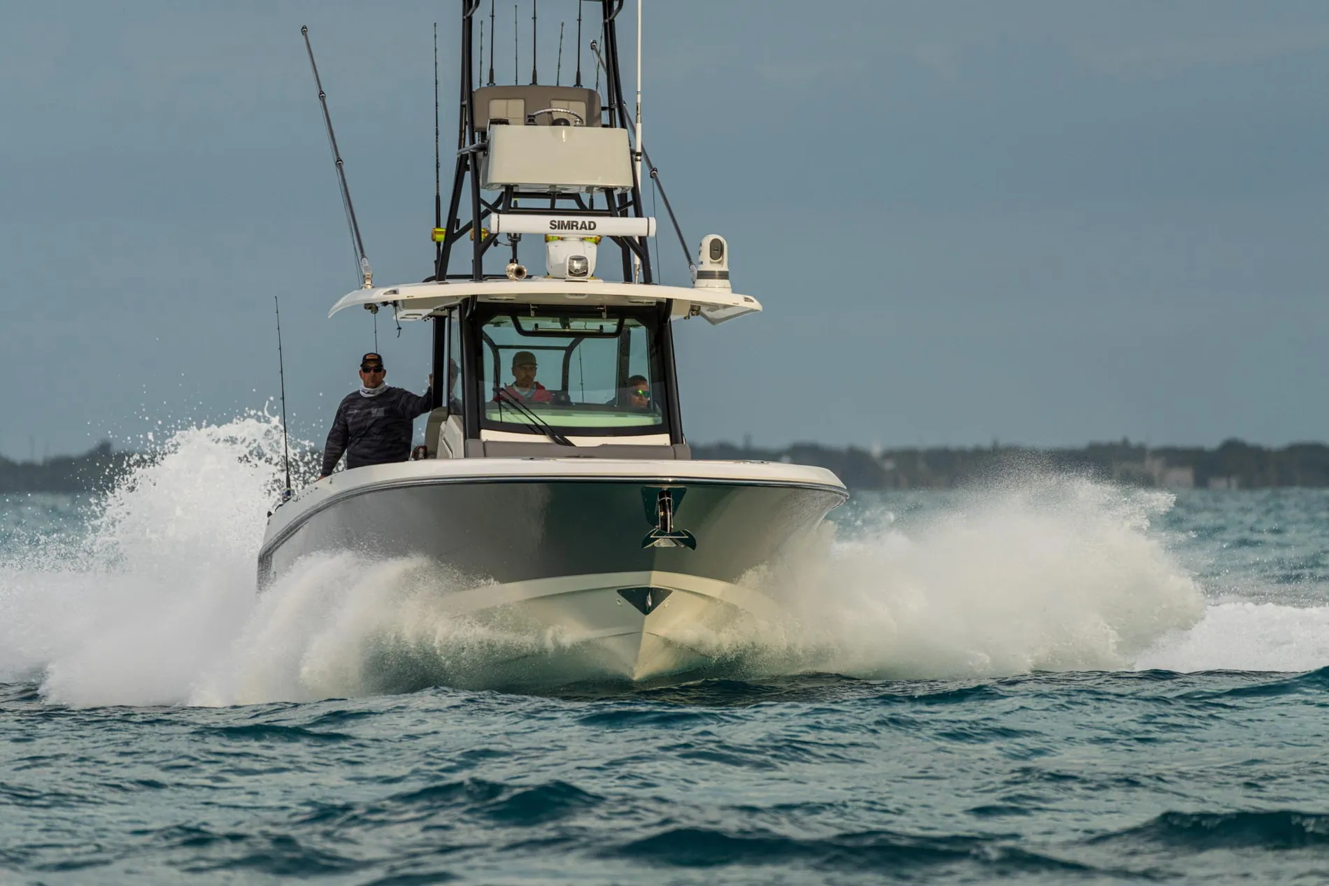 New 2027 Boston whaler 360 Outrage for Sale | Vancouver, BC | M&P Yacht Centre | 68e41eab379af45d9002e6cd