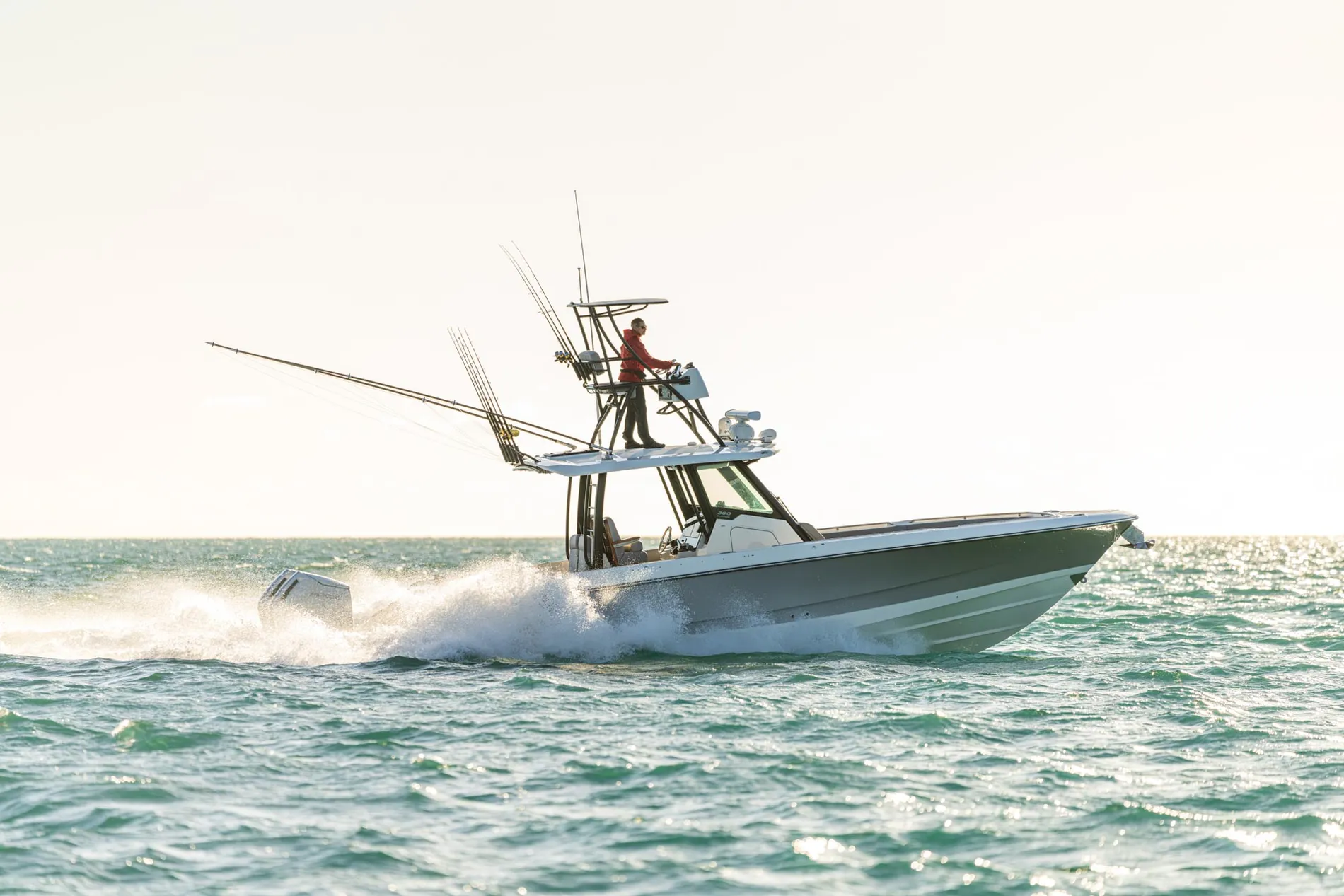 New 2027 Boston whaler 360 Outrage for Sale | Vancouver, BC | M&P Yacht Centre | 68e41eab379af45d9002e6cd