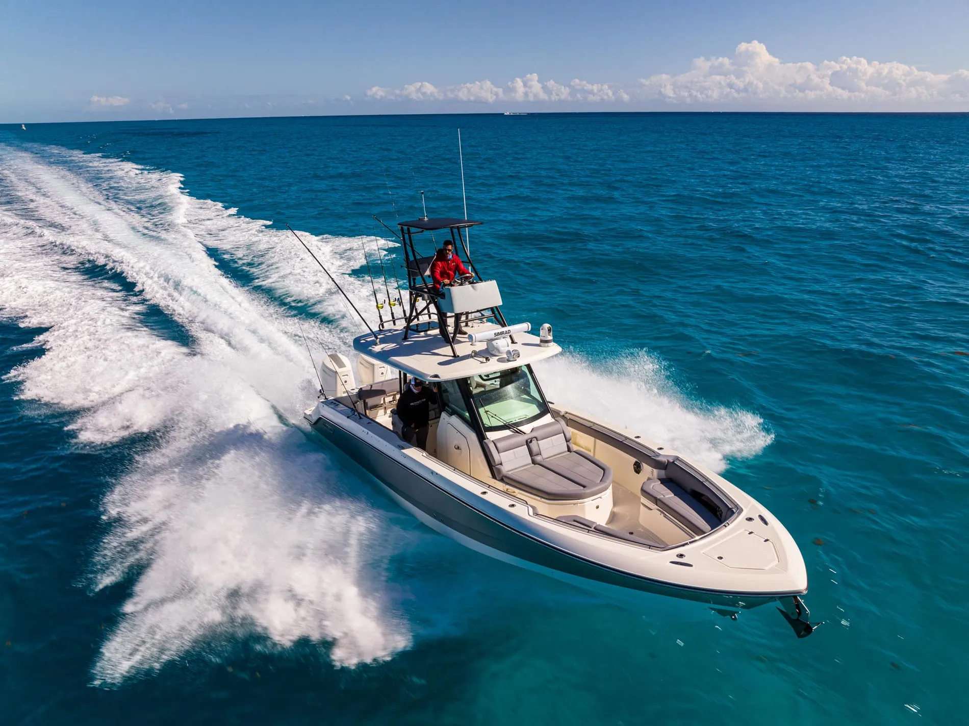 New 2027 Boston whaler 360 Outrage for Sale | Vancouver, BC | M&P Yacht Centre | 68e41eab379af45d9002e6cd