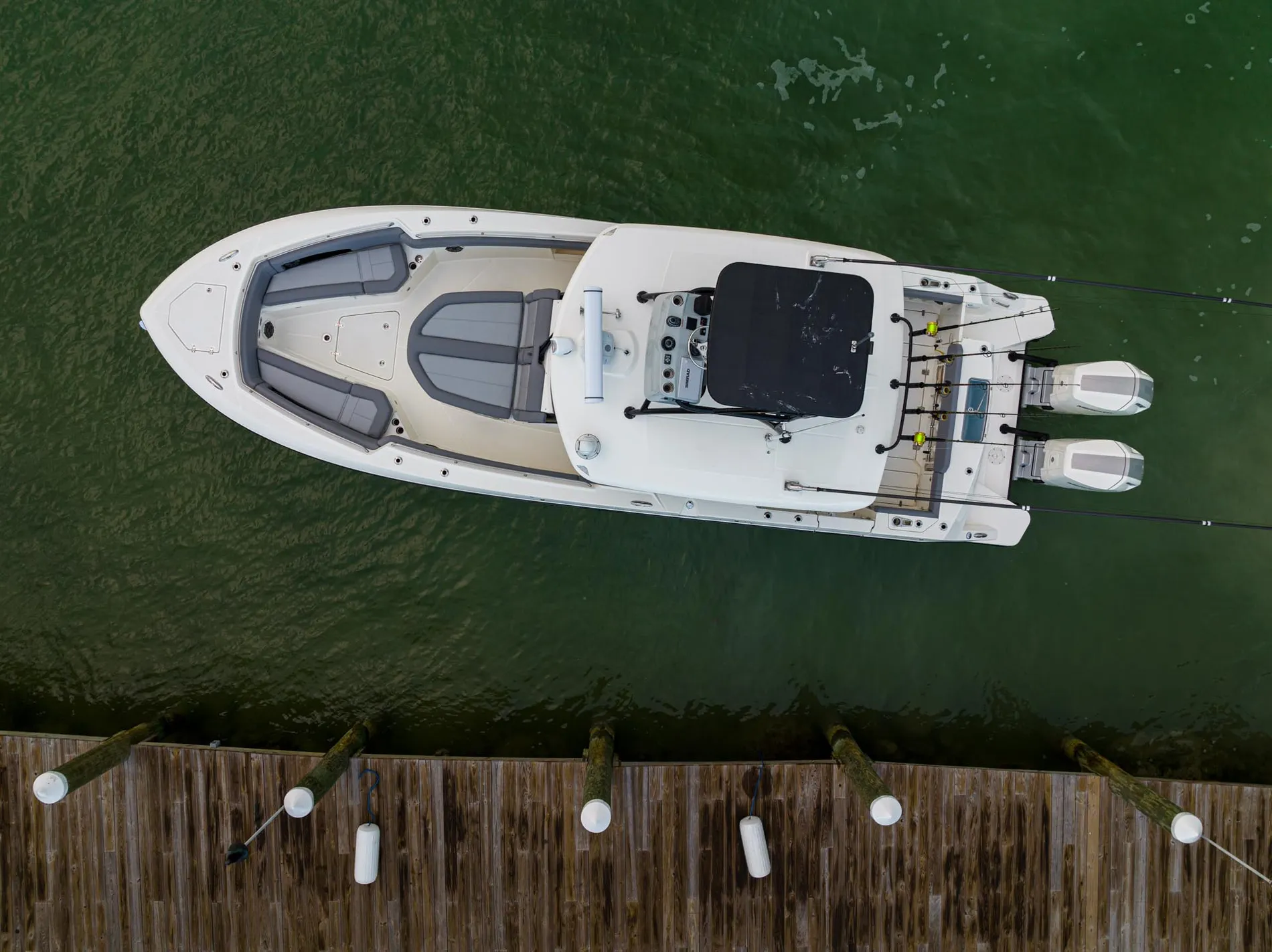 New 2027 Boston whaler 360 Outrage for Sale | Vancouver, BC | M&P Yacht Centre | 68e41eab379af45d9002e6cd