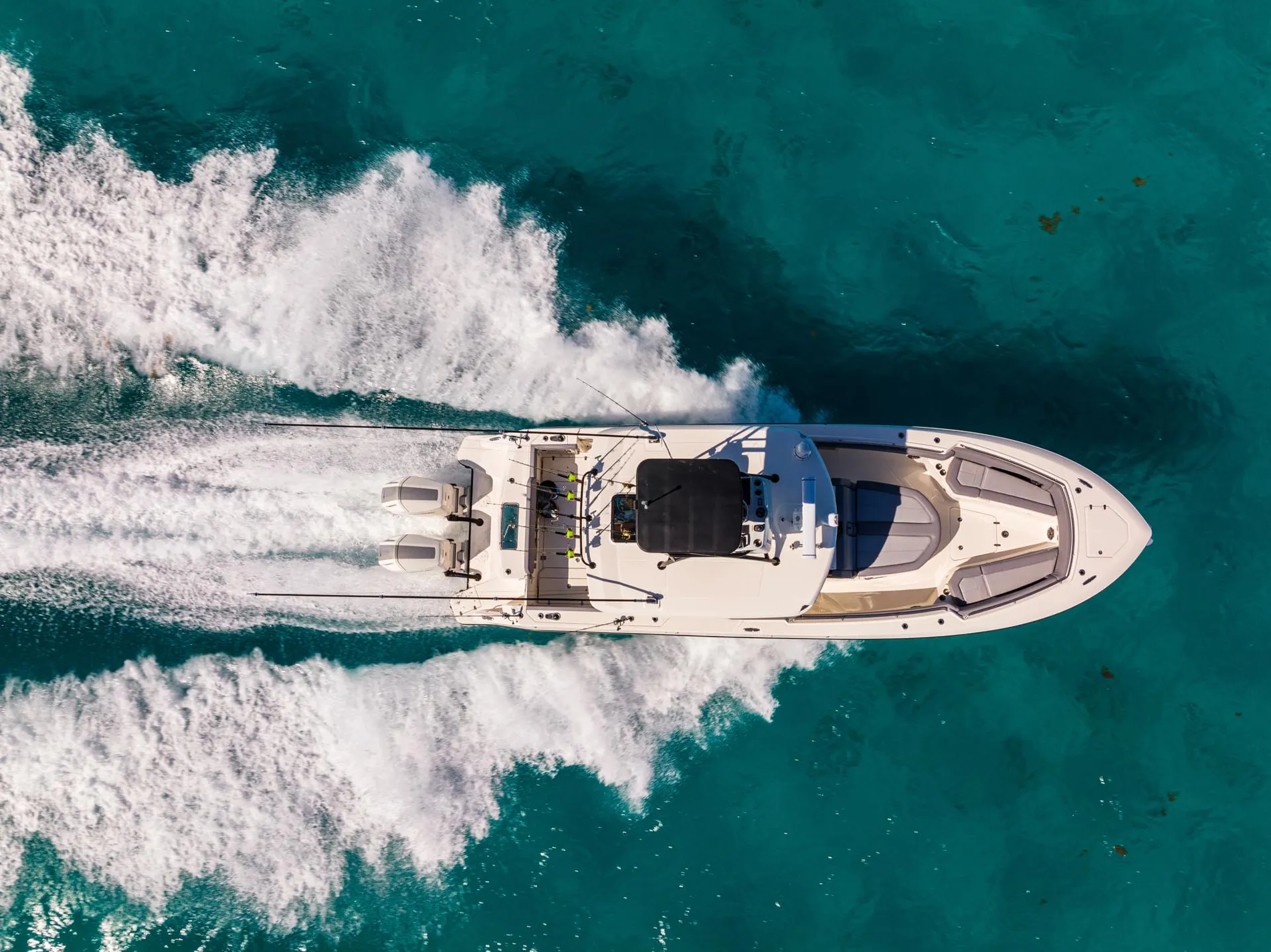 New 2027 Boston whaler 360 Outrage for Sale | Vancouver, BC | M&P Yacht Centre | 68e41eab379af45d9002e6cd
