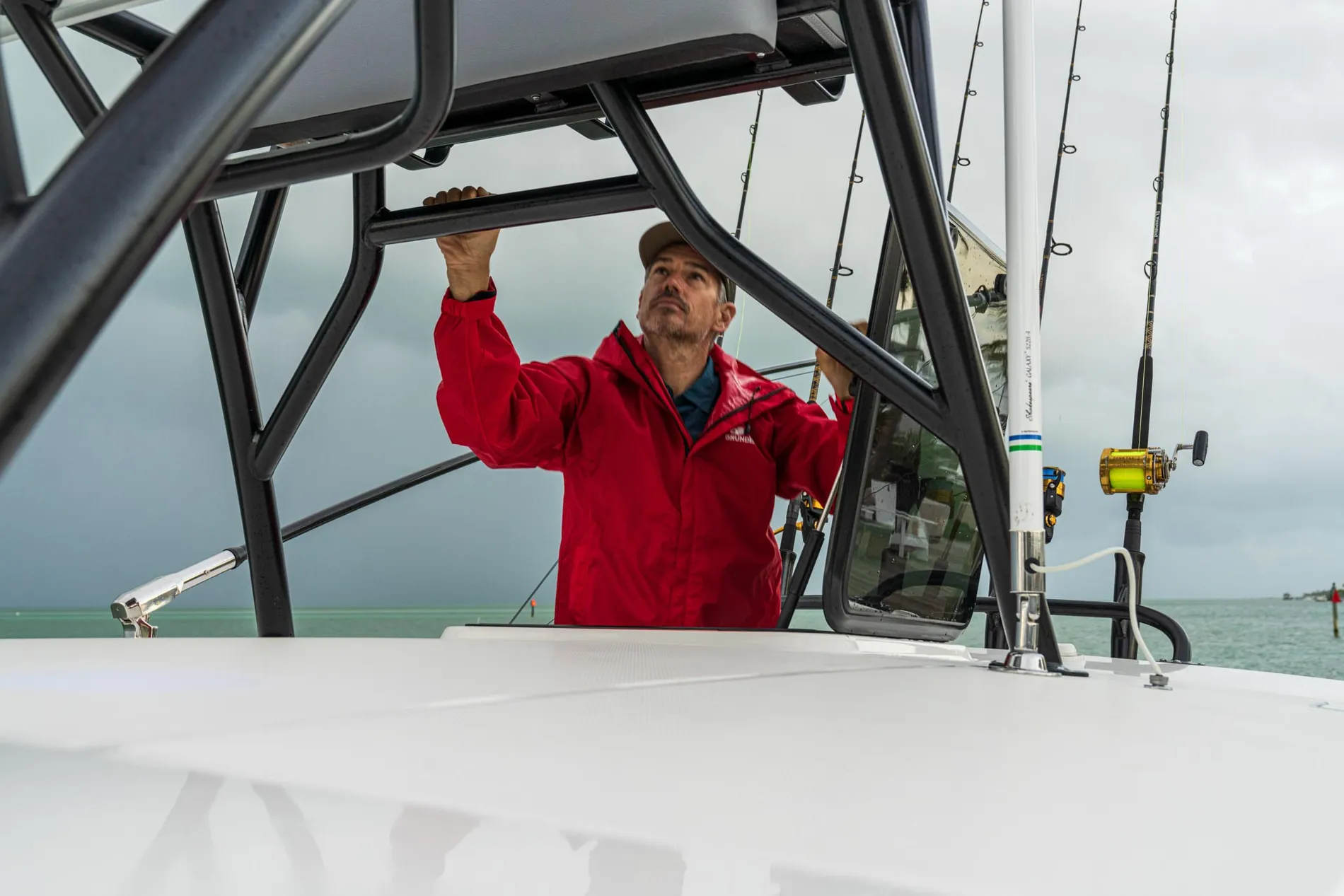 New 2027 Boston whaler 360 Outrage for Sale | Vancouver, BC | M&P Yacht Centre | 68e41eab379af45d9002e6cd