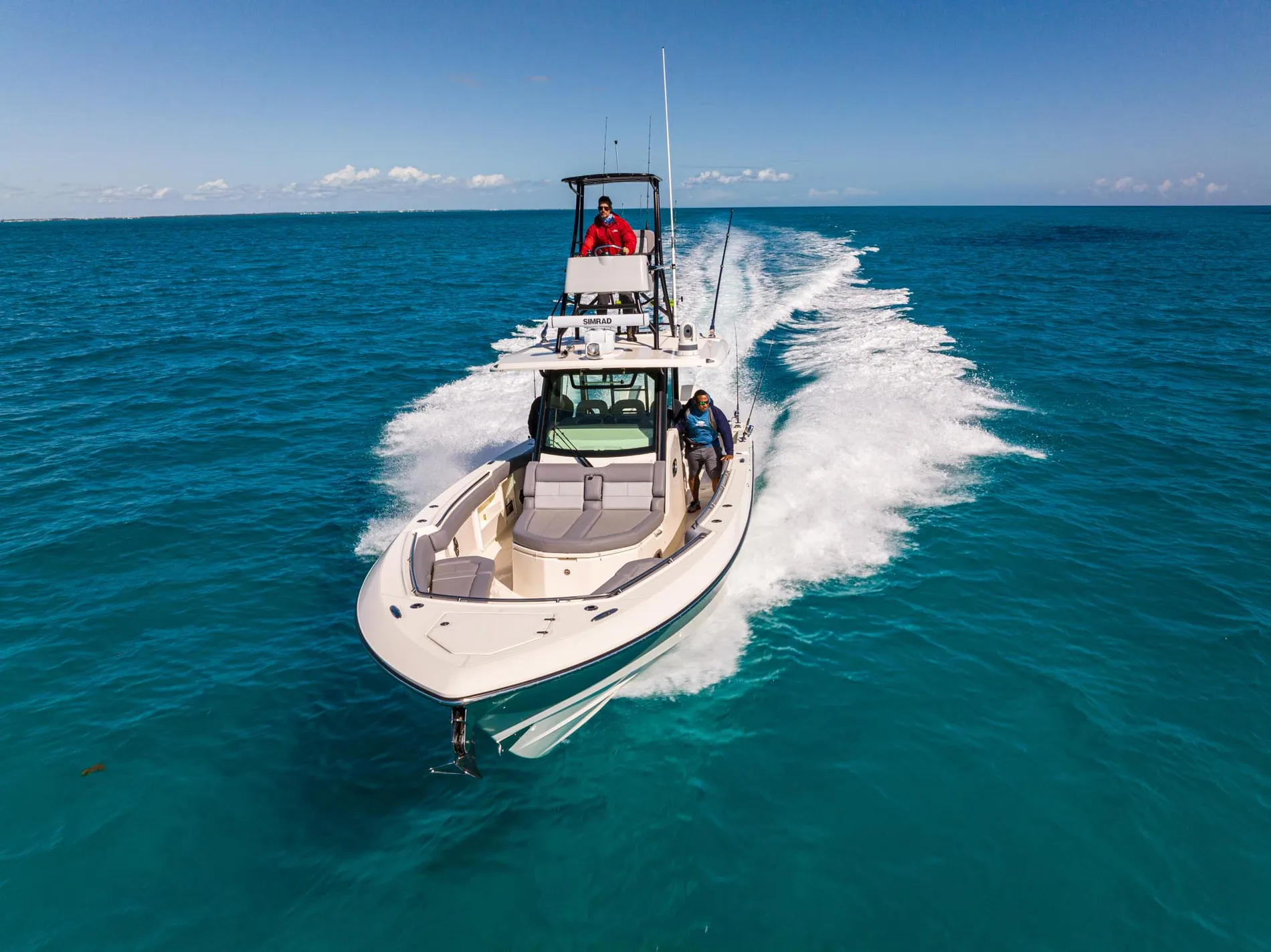 New 2027 Boston whaler 360 Outrage for Sale | Vancouver, BC | M&P Yacht Centre | 68e41eab379af45d9002e6cd