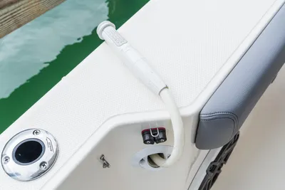 New 2027 Boston whaler 360 Outrage for Sale | Vancouver, BC | M&P Yacht Centre | 68e41eab379af45d9002e6cd