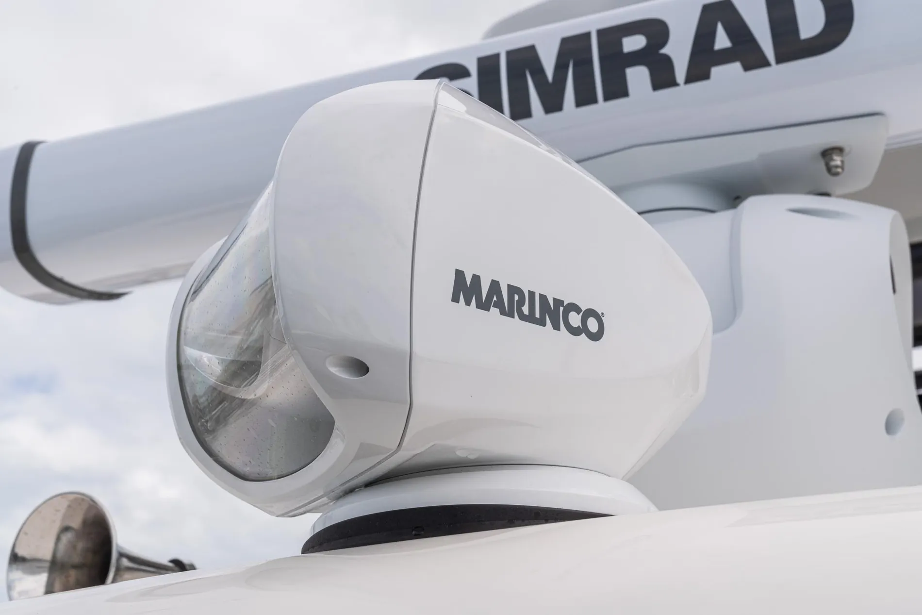 New 2027 Boston whaler 360 Outrage for Sale | Vancouver, BC | M&P Yacht Centre | 68e41eab379af45d9002e6cd