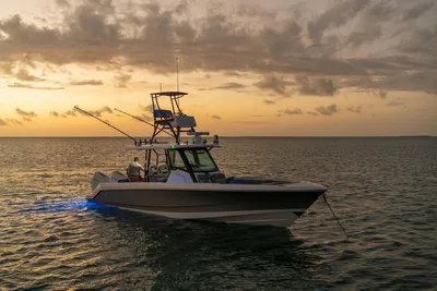New 2027 Boston whaler 360 Outrage for Sale | Vancouver, BC | M&P Yacht Centre | 68e41eab379af45d9002e6cd