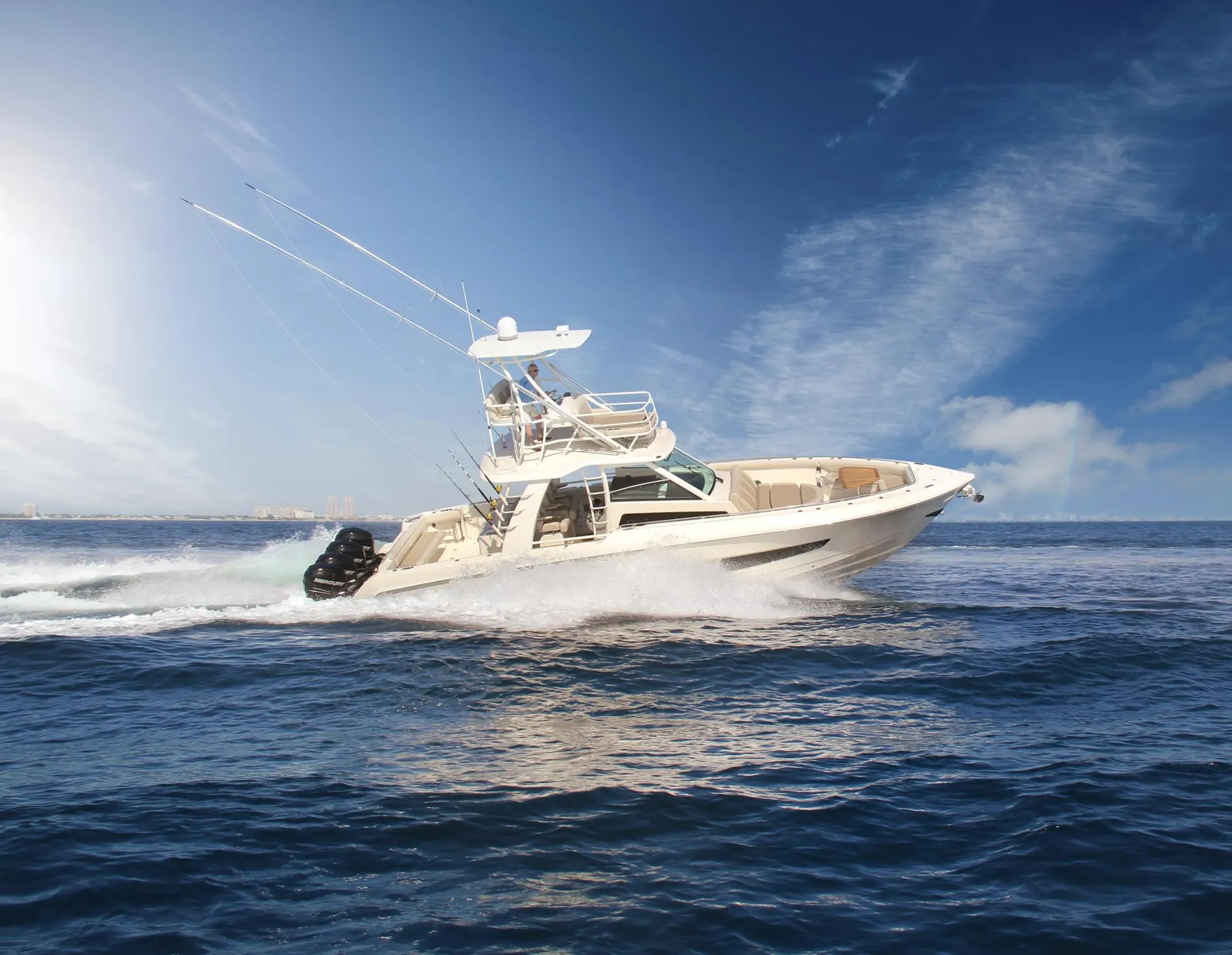 New 2027 Boston whaler 420 Outrage for Sale | Vancouver, BC | M&P Yacht Centre | 68e41f268d2f5380f90ebe8b