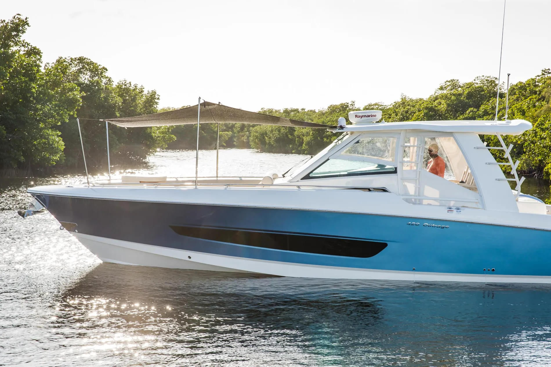 New 2027 Boston whaler 420 Outrage for Sale | Vancouver, BC | M&P Yacht Centre | 68e41f268d2f5380f90ebe8b