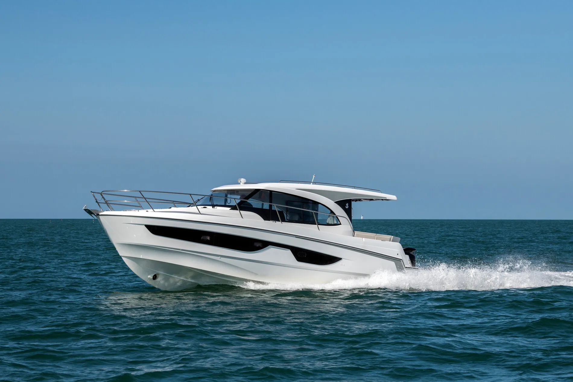 New 2027 Beneteau Antares 11 for Sale | Vancouver, BC | M&P Yacht Centre | 68e42ae742010b2acd08b25c