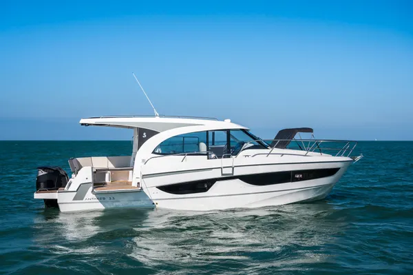 2027 Beneteau Antares 11