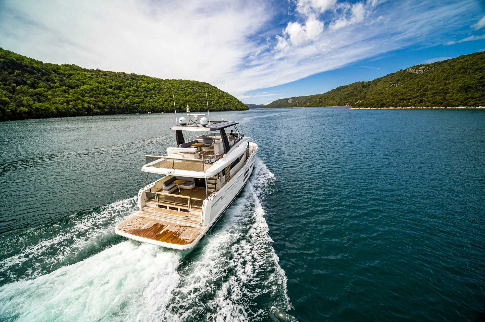 New 2027 Beneteau Grand Trawler 62 for Sale | Vancouver, BC | M&P Yacht Centre | 68e42e7ece8a6771950216fd